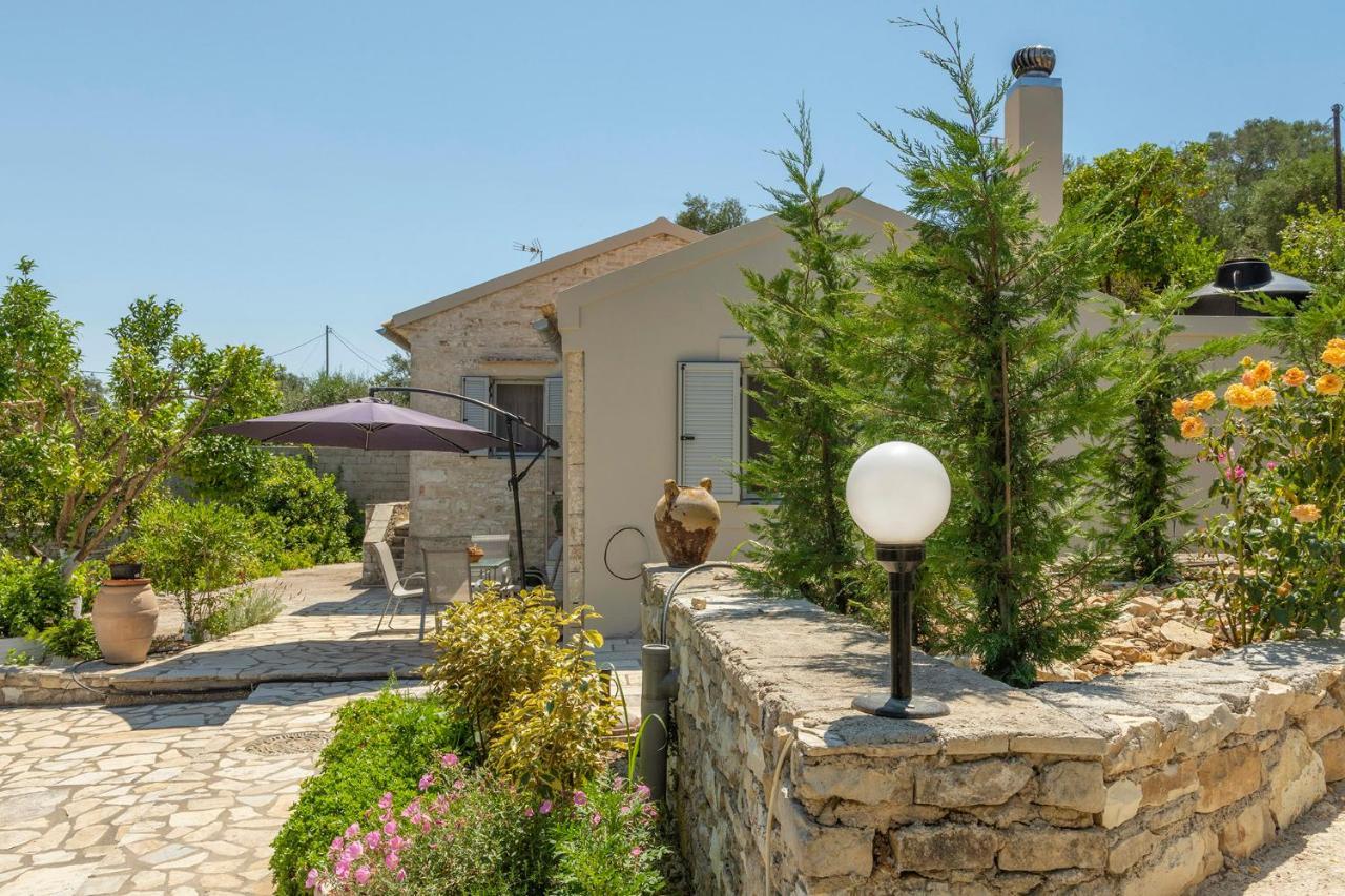 Emilios Stone House Villa Gaios Exterior foto